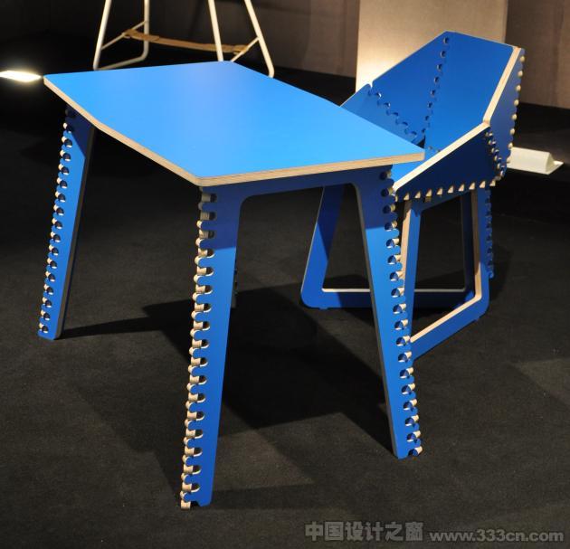 環(huán)保方便 拼圖桌椅